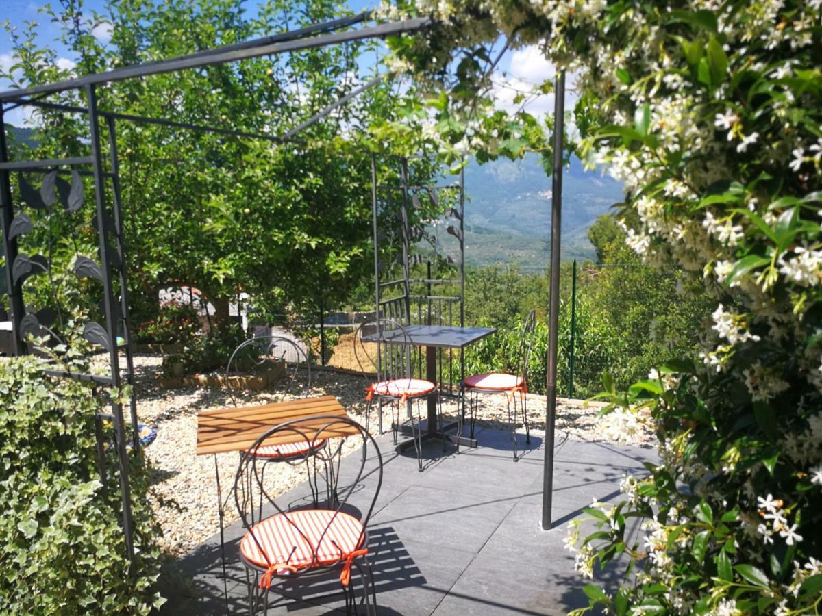 Agriturismo Nonni Devia Lucinasco Exterior foto